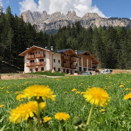 Agriturismo Soreie - Farmstay Vigo di Fassa Bagian luar foto