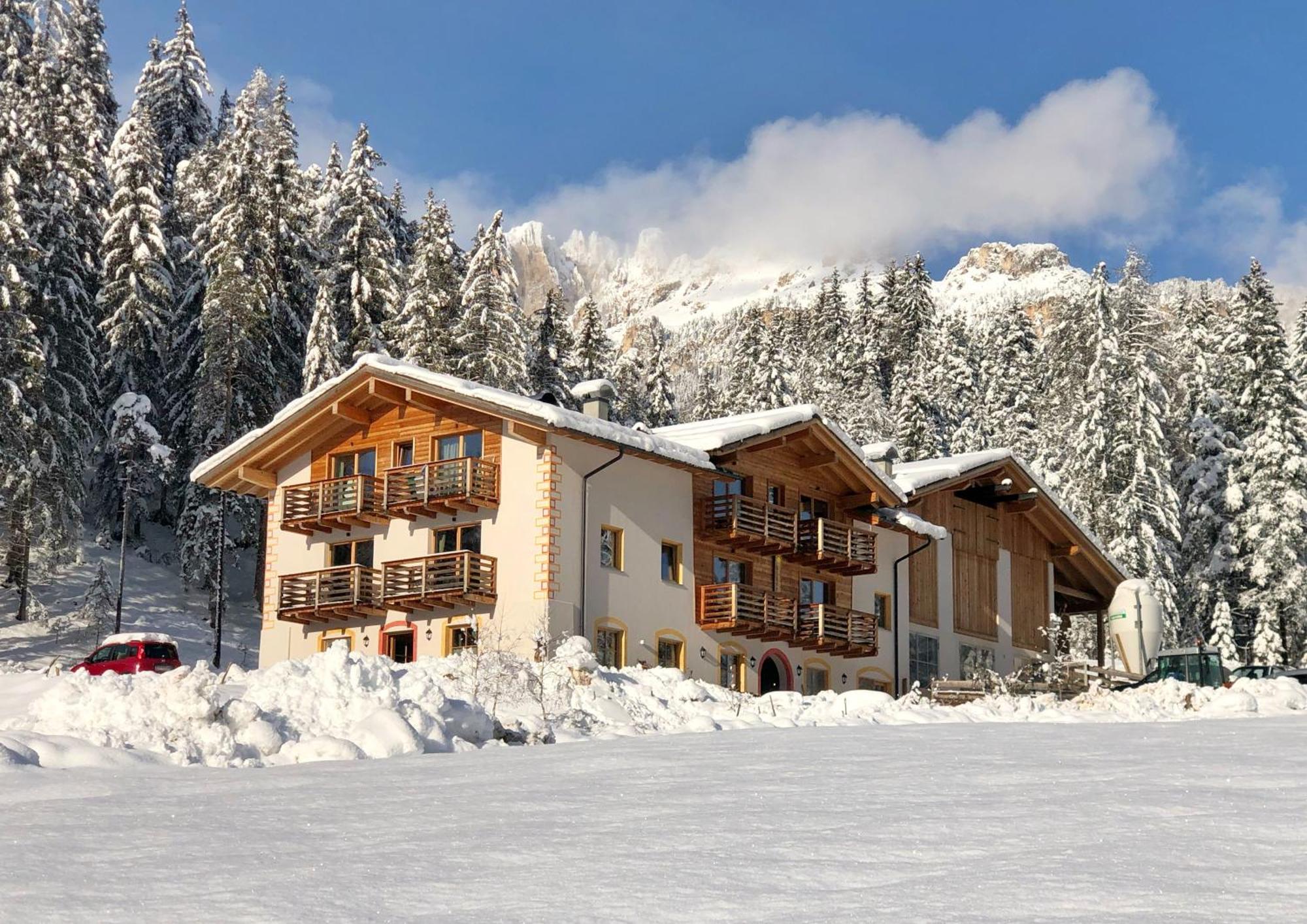 Agriturismo Soreie - Farmstay Vigo di Fassa Bagian luar foto
