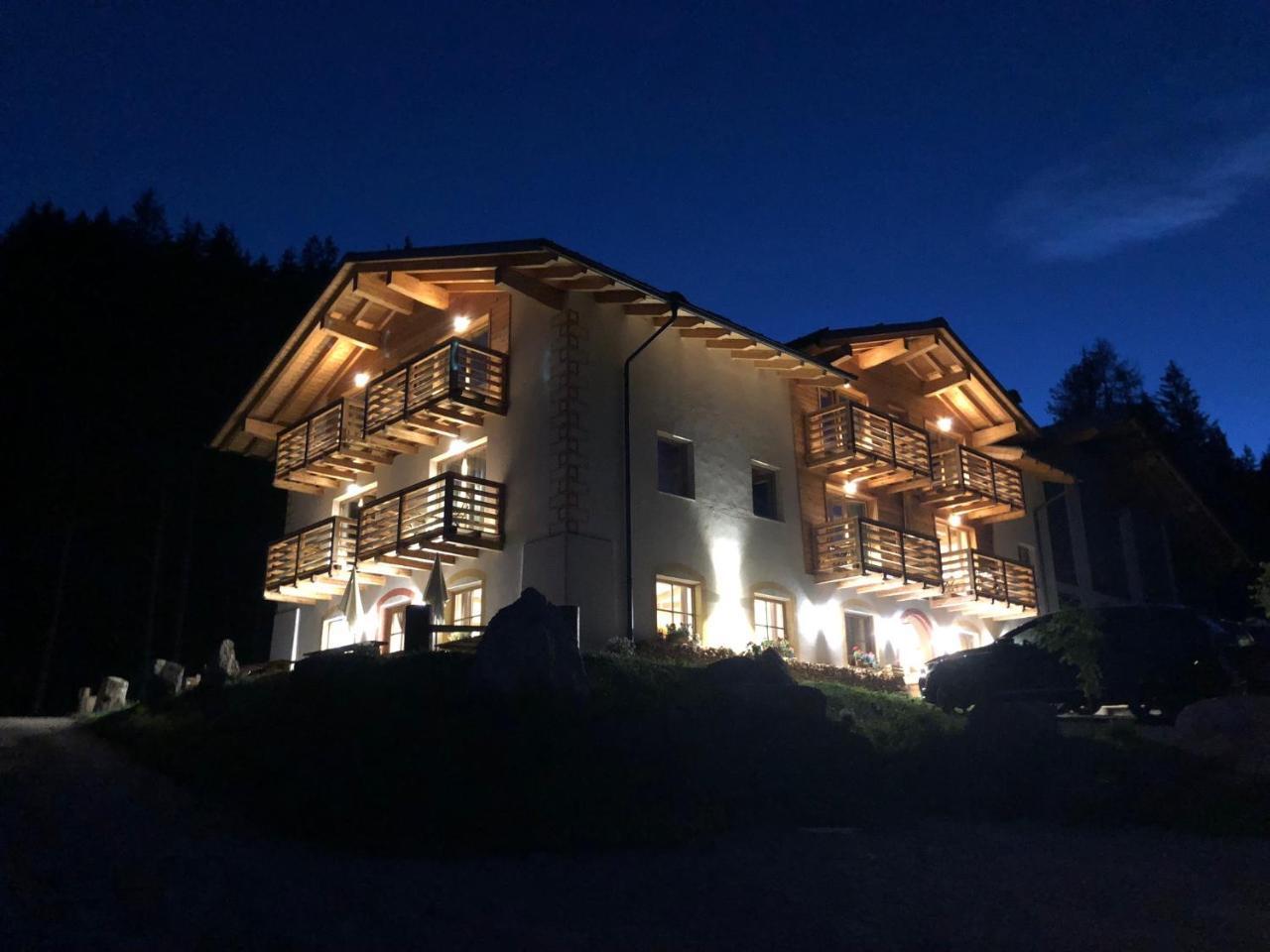 Agriturismo Soreie - Farmstay Vigo di Fassa Bagian luar foto