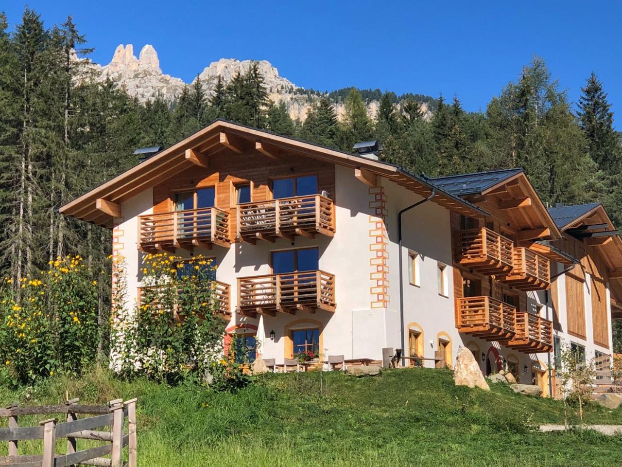 Agriturismo Soreie - Farmstay Vigo di Fassa Bagian luar foto